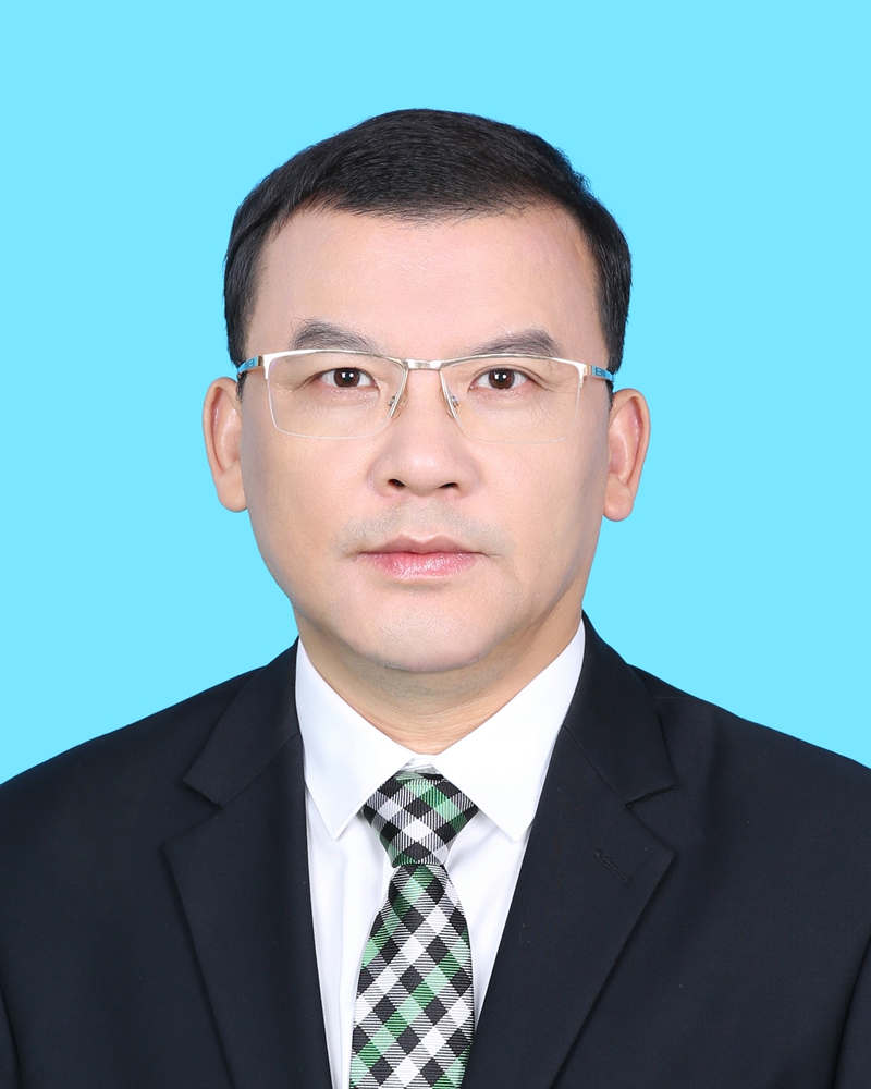 秋冬時尚發布服裝圖片（秋冬時尚搭配女裝圖片）